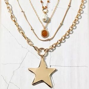 NEW w/tags: Urban Outfitters Gold Jupiter Star Pendant Layering Necklace Set